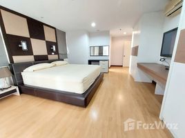 2 спален Кондо на продажу в Serene Place Sukhumvit 24, Khlong Tan