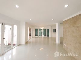 5 Bedrooms House for sale in Lam Phak Chi, Bangkok Royal Park Ville Suwinthawong 44