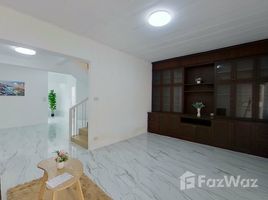 2 Bedroom Townhouse for sale in Chiang Mai, San Phranet, San Sai, Chiang Mai