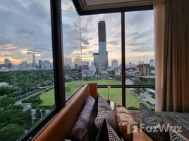 2 Bedroom Condo for rent at Muniq Langsuan, Lumphini