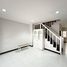 4 спален Таунхаус for rent in Tha Raeng, Бангкок, Tha Raeng, Банг Кхен