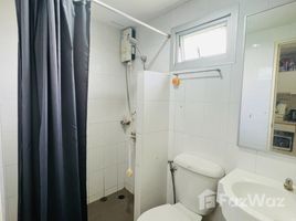 1 спален Кондо на продажу в Lumpini Condo Town Nida - Serithai, Khlong Kum