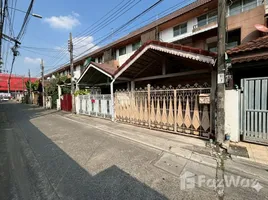บ้านเดี่ยว 4 ห้องนอน ให้เช่า ในทำเล ท่าทราย, นนทบุรี, ท่าทราย