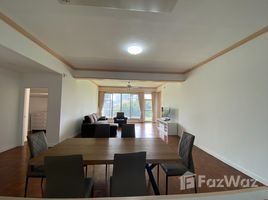 3 Schlafzimmer Appartement zu vermieten im KC Court Apartment, Khlong Tan Nuea