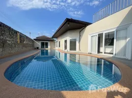 4 Habitación Villa en venta en Huai Yai, Pattaya, Huai Yai