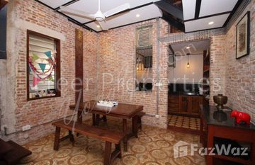 2 BR renovated apartment Riverside $700/month in Phsar Chas, 金边