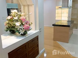 อพาร์ทเม้นท์ 2 ห้องนอน ให้เช่า ในโครงการ เดอะ คาโดแกน ไพรเวท เรสซิเด้นท์, คลองตันเหนือ