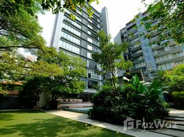 3 Bedroom Condo for rent at Domus, Khlong Toei