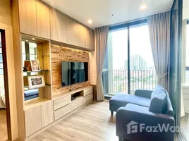 2 Bedroom Apartment for rent at Whizdom Essence, Bang Chak