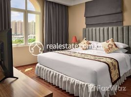 4 Schlafzimmer Appartement zu vermieten im The Elysee by Dara: Three Bedrooms+Maidroom Unit for Rent, Tonle Basak