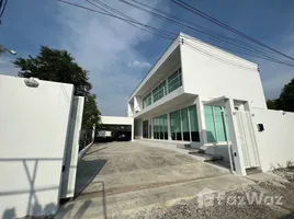 วิลล่า 5 ห้องนอน ให้เช่า ในทำเล ลาดกระบัง, กรุงเทพมหานคร, ลาดกระบัง, ลาดกระบัง, กรุงเทพมหานคร