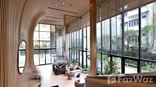 รูปถ่าย 1 of the Reception / Lobby Area at เดอะ เครสท์ พาร์ค เรสซิเดนซ์