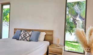 3 Schlafzimmern Villa zu verkaufen in Thep Krasattri, Phuket 