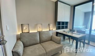 1 Bedroom Condo for sale in Lumphini, Bangkok Life One Wireless