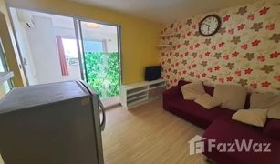 1 Schlafzimmer Wohnung zu verkaufen in Tha Raeng, Bangkok Smart Condo Watcharapol