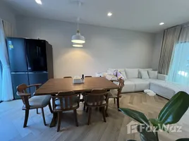 ทาวน์เฮ้าส์ 4 ห้องนอน ให้เช่า ในโครงการ ไอเจ้นท์ พรีเมียม ทาว์นโฮม, ประเวศ, ประเวศ, กรุงเทพมหานคร