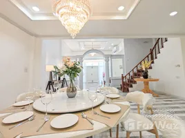 ขายบ้านเดี่ยว 7 ห้องนอน ใน บางโพงพาง, กรุงเทพมหานคร, บางโพงพาง