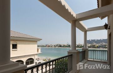Signature Villas Frond A in Frond A, Dubai