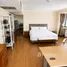 2 Bedroom Condo for sale at Omni Tower Sukhumvit Nana, Khlong Toei, Khlong Toei, Bangkok