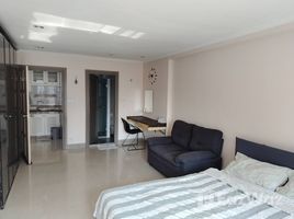 คอนโด สตูดิโอ ให้เช่า ในโครงการ สราญใจ แมนชั่น, คลองเตย, คลองเตย, กรุงเทพมหานคร, ไทย