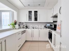 1 Bedroom Apartment for sale at 8 Boulevard Walk, BLVD Crescent, Downtown Dubai