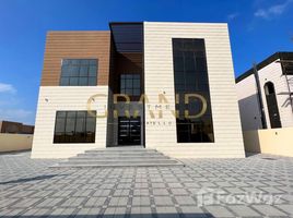 5 Bedroom Villa for sale at Al Merief, Khalifa City