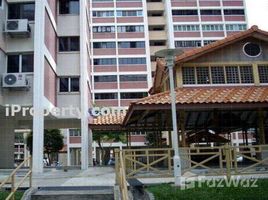 2 Bedrooms Apartment for rent in Yuhua, West region Jurong East Street 21