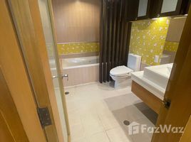 2 спален Квартира в аренду в Acadamia Grand Tower, Khlong Tan Nuea