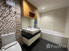 2 спален Кондо в аренду в Acadamia Grand Tower, Khlong Tan Nuea