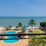 2 Schlafzimmer Wohnung zu verkaufen im Royal Beach Condo Hat Chao Samran, Phu Sawan, Kaeng Krachan
