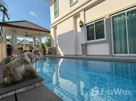 วิลล่า 4 ห้องนอน ให้เช่า ในโครงการ บ้านดุสิต การ์เด้น 6, ห้วยใหญ่