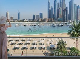 4 Schlafzimmer Appartement zu verkaufen im Palace Beach Residence, EMAAR Beachfront