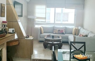 Appartement bien agencé in Na Hay Hassani, 그랜드 카사 블랑카