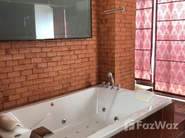 4 спален Дом for sale in MRT Station, Бангкок, Bang Chak, Пхра Кханонг, Бангкок