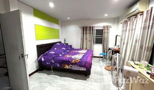 3 Schlafzimmern Haus zu verkaufen in Ban Khlong Suan, Samut Prakan Sinthavee Greenville