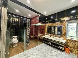 4 Schlafzimmer Villa zu vermieten im Euro Village, An Hai Tay