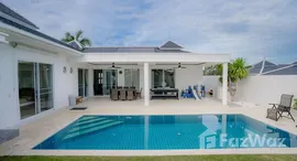Verfügbare Objekte im Falcon Hill Luxury Pool Villas