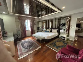 ขายคอนโด 2 ห้องนอน ในโครงการ ลาส โคลินาส, คลองเตยเหนือ, วัฒนา, กรุงเทพมหานคร