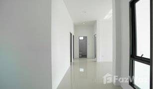 3 Bedrooms House for sale in Nikhom Phatthana, Rayong The Village 7 Classy