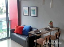 Click Condo Sukhumvit 65에서 임대할 1 침실 콘도, Phra Khanong Nuea