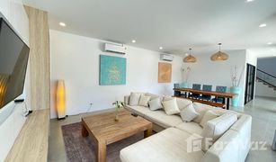 3 Bedrooms Villa for sale in Si Sunthon, Phuket 