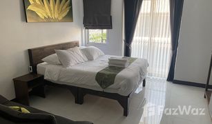 Таунхаус, 8 спальни на продажу в , Чианг Маи 