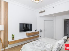 2 спален Квартира на продажу в Al Khushkar, Shoreline Apartments