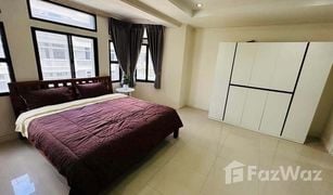 4 Bedrooms Townhouse for sale in Khlong Toei, Bangkok 