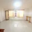 3 Bedroom Townhouse for sale at Baan Klang Muang Rama 9 Soi 43, Suan Luang, Suan Luang