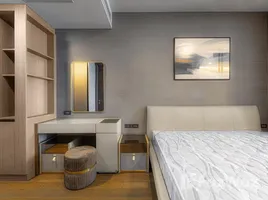 คอนโด 1 ห้องนอน ให้เช่า ในโครงการ ไซมิส เอ๊กซ์คลูซีพ ควีนส์, คลองเตย