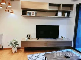 The Lumpini 24에서 임대할 2 침실 아파트, Khlong Tan, Khlong Toei