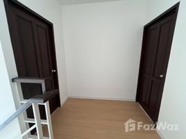 4 спален Дом на продажу в Mahidol Townhome, Pa Daet