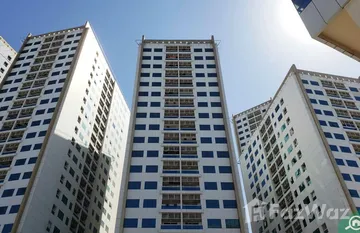 Pearl Tower in Al Khan Corniche, शारजाह