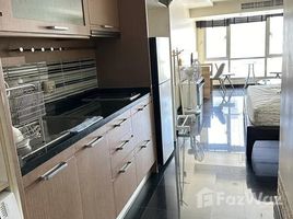 Студия Кондо на продажу в The Trendy Condominium, Khlong Toei Nuea, Щаттхана, Бангкок